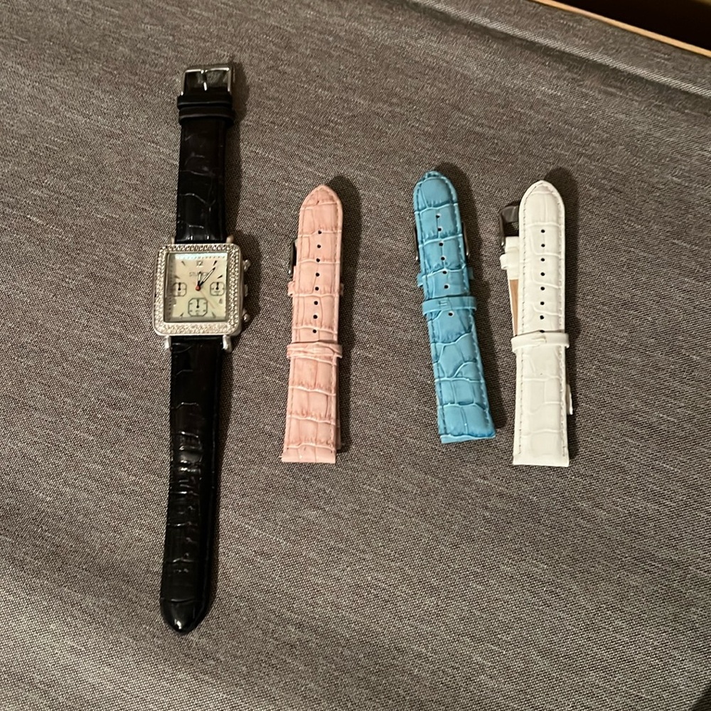 Studio Watch with extra genuine leather watch bands!